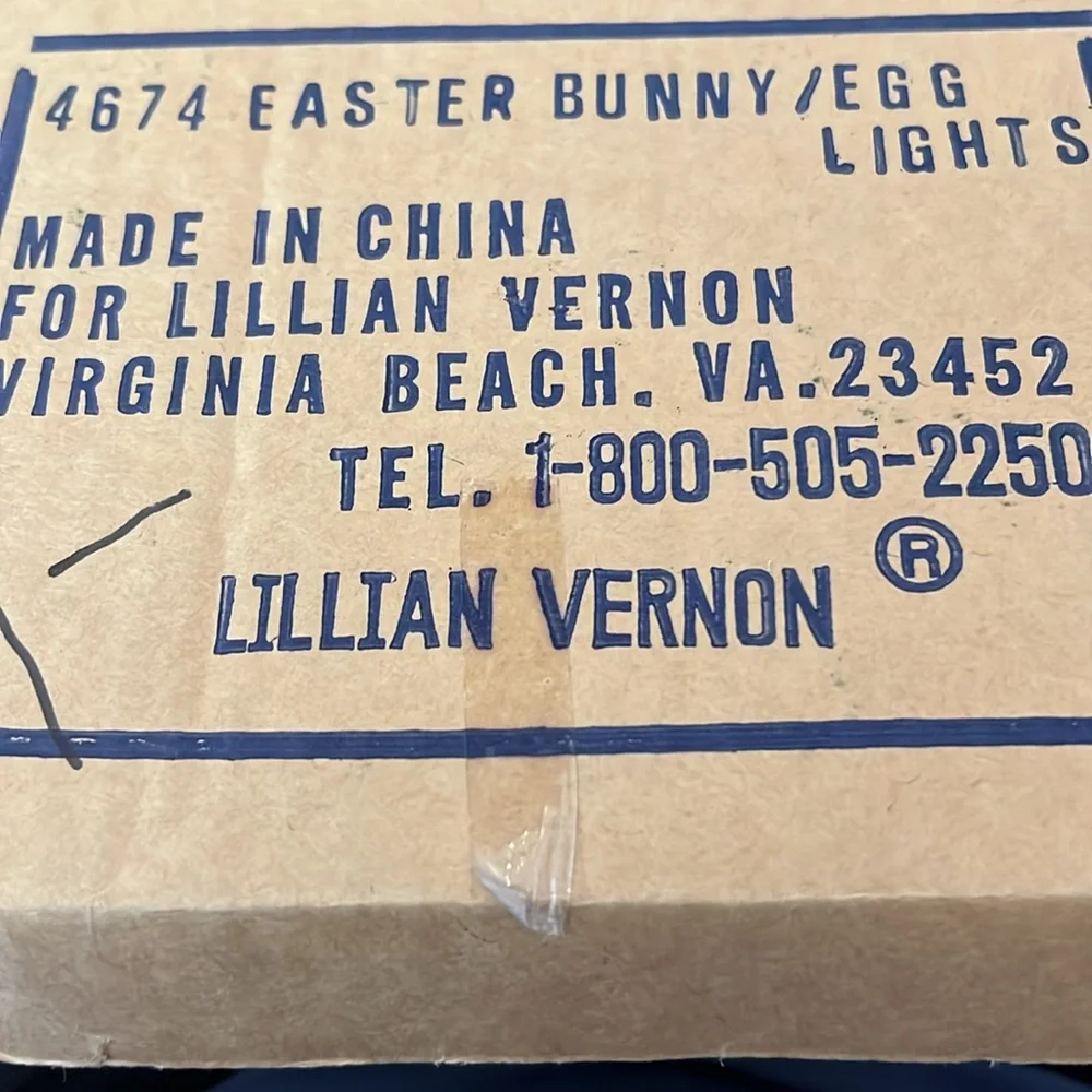 Vintage Lillian Vernon Easter Spring bunny egg blow mold light strand